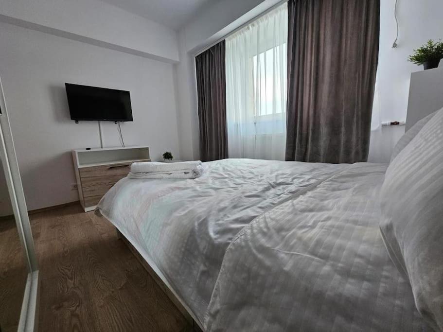 Ultra Central Luxury 3Br 2Bath Apt & Amazing Views Bükreş Dış mekan fotoğraf