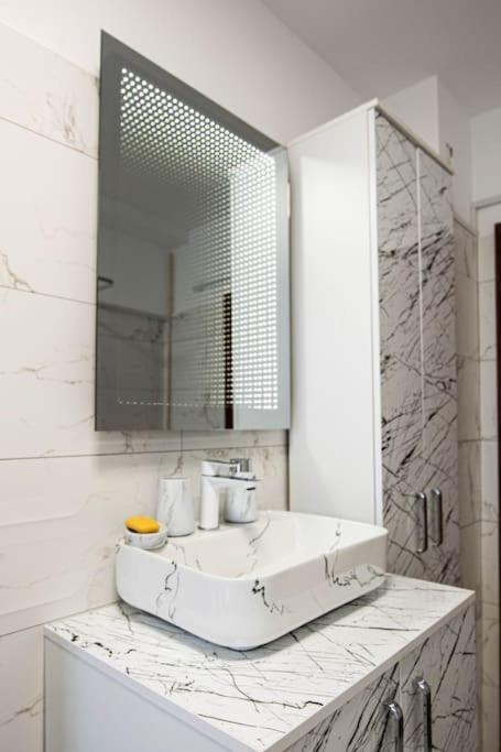 Ultra Central Luxury 3Br 2Bath Apt & Amazing Views Bükreş Dış mekan fotoğraf